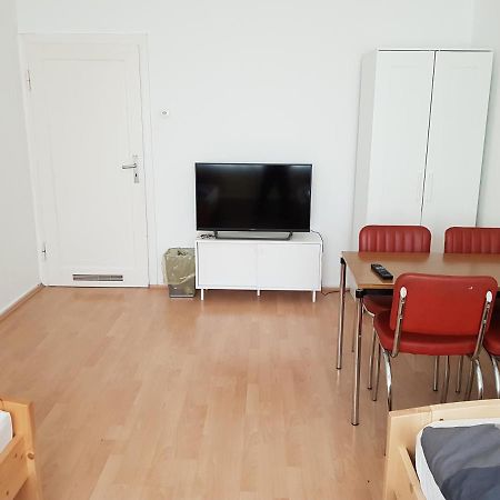 Private Guestroom Fair/Messe Hannover Exterior photo