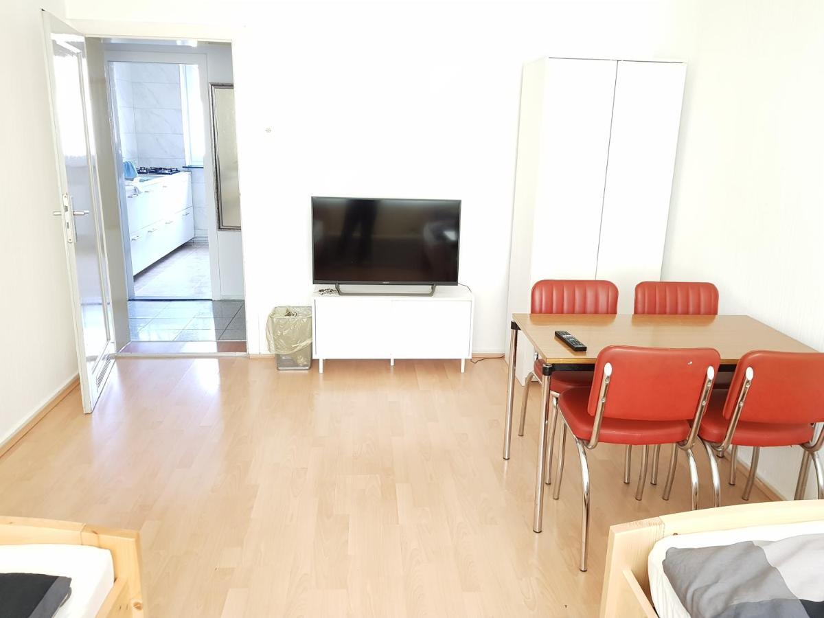 Private Guestroom Fair/Messe Hannover Exterior photo